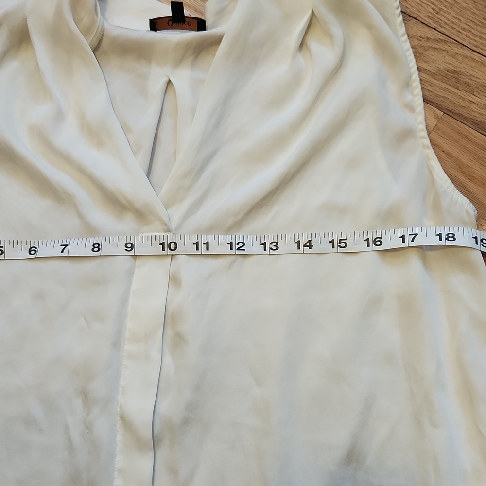 Quince Off White V-Neck Sleeveless Camisole Silk Spandex Blend Size Large - Picture 11 of 14